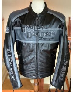 Harley Davidson Classic Cruiser 98118-08VM Leather Jacket
Harley Davidson Men’s Leather Cruiser Jacket
HARLEY DAVIDSON CLASSIC CRUISER 98118-08VM LEATHER PADDED JACKET
Harley Davidson Classic Cruiser Leather Jacket 
Harley Davidson Men’s Leather Cruis