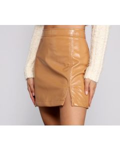 PATENT LEATHER MINI SKIRT